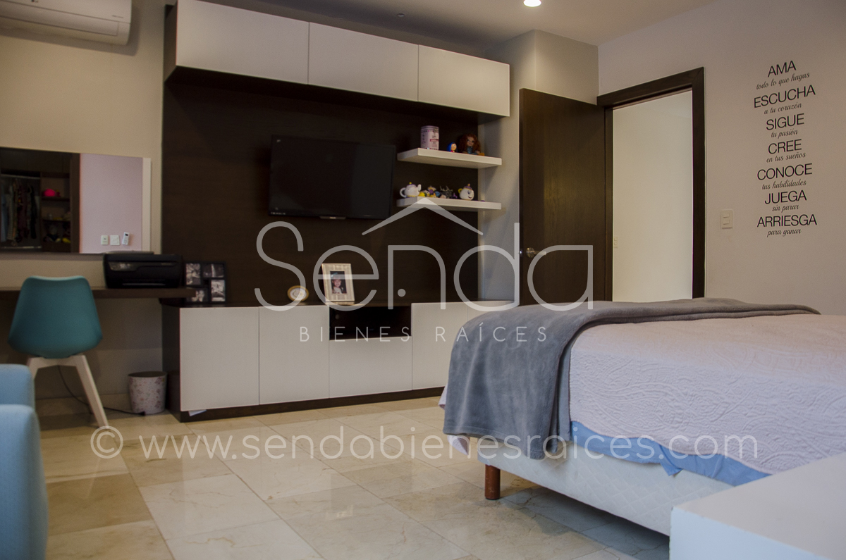 2019-12-03_23_57_15_19KG-38 Casa en venta en La Ceiba -47.jpg